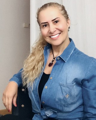 Rita de Cássia Garcia Simão.gif