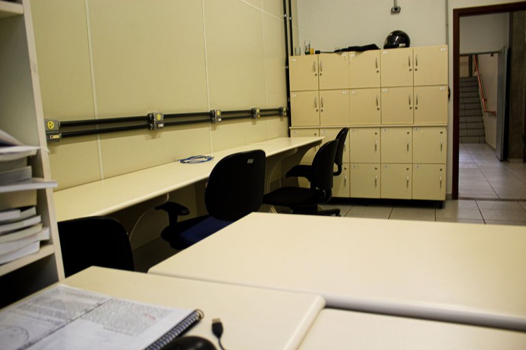 Sala de Estudos da Pós-Graduação (térreo)