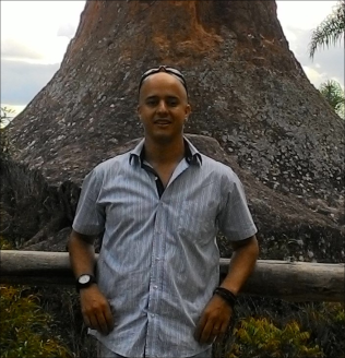 Foto do professor Eduardo Souza de Morais