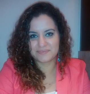 Foto da professora Valéria Lima