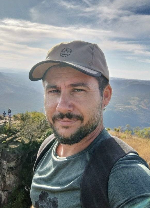 Marcio Pires.png Marcio Pires.png