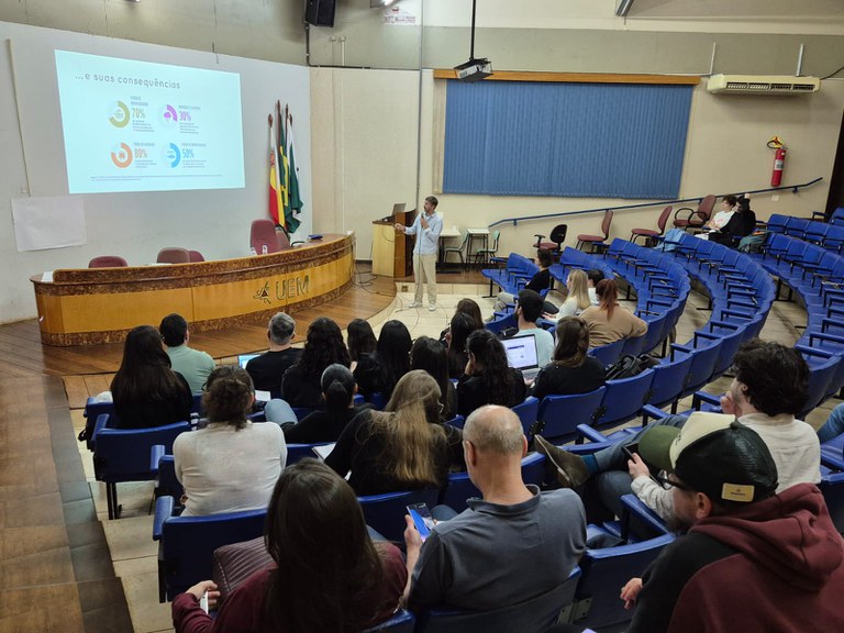 FOTO SANDRA - Seminário 31-07-2025 (2).jpeg FOTO SANDRA - Seminário 31-07-2025 (2).jpeg
