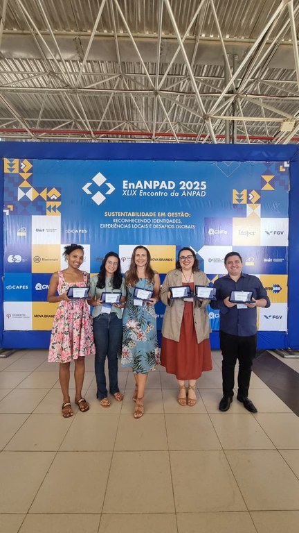 Post premiados EnANPAD 2025 (3).jpeg Post premiados EnANPAD 2025 (3).jpeg