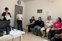 Alunas Carolina Pires Suaki Schoen e Lívia Silva Zimiani realizam palestra sobre conflitos no CRAS